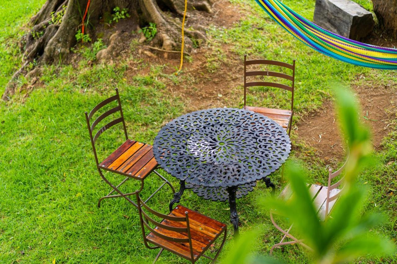 Hosteria San Felipe Patzcuaro Bagian luar foto