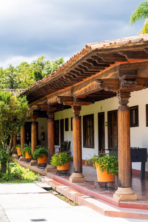 Hosteria San Felipe Patzcuaro Bagian luar foto