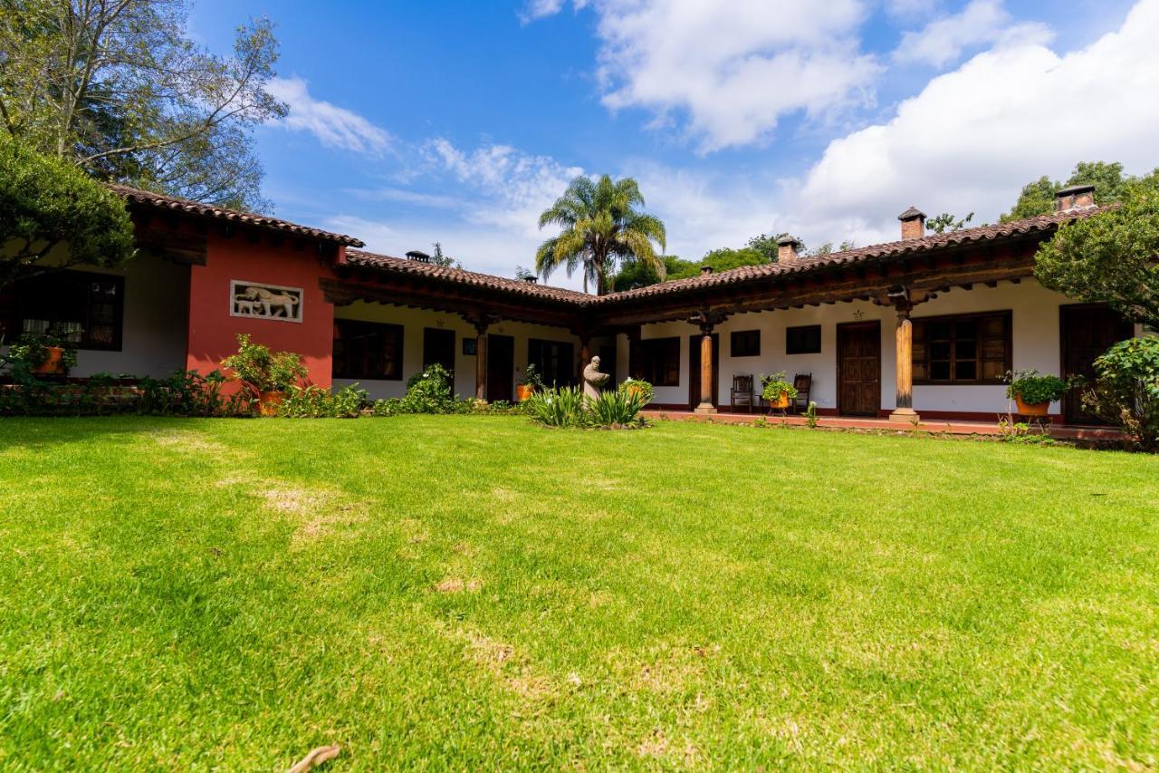 Hosteria San Felipe Patzcuaro Bagian luar foto