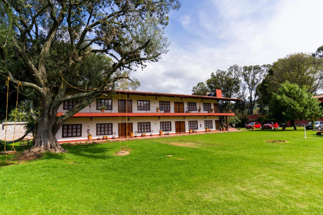 Hosteria San Felipe Patzcuaro Bagian luar foto