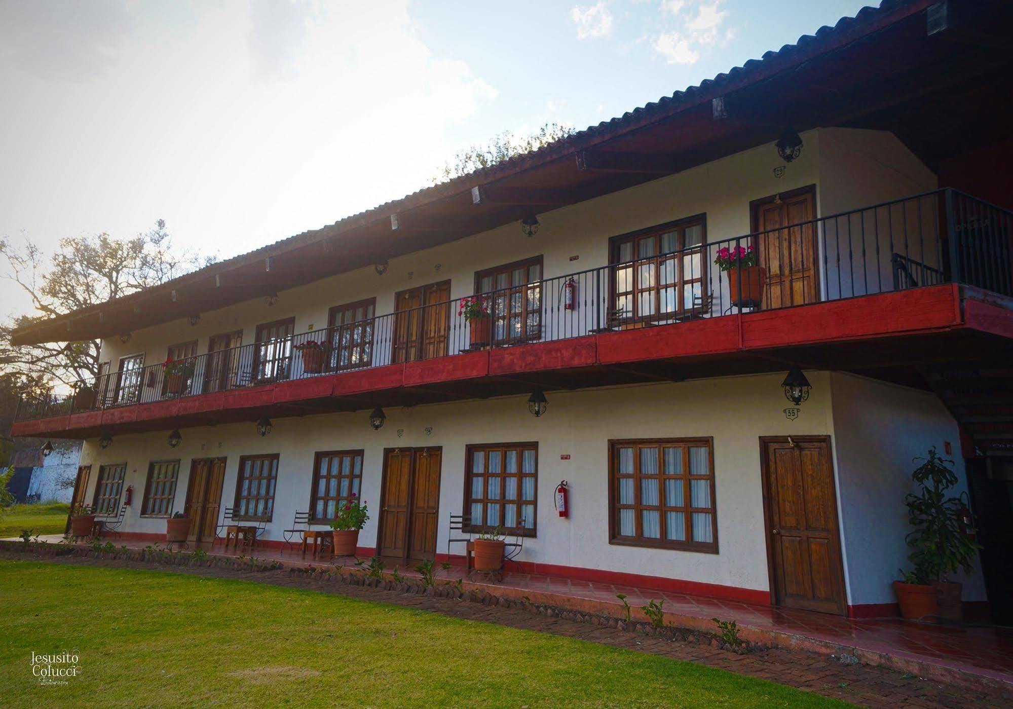 Hosteria San Felipe Patzcuaro Bagian luar foto